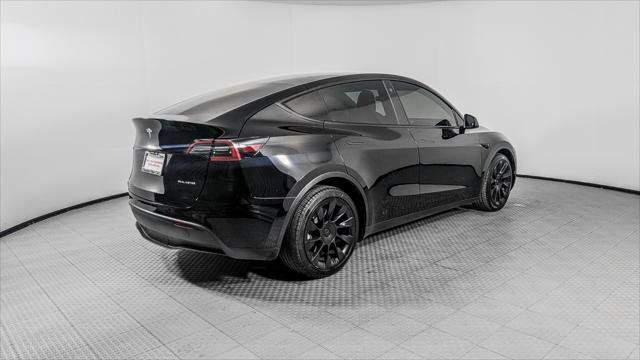 Used 2021 Tesla Model Y Long Range AWD/4WD image 7