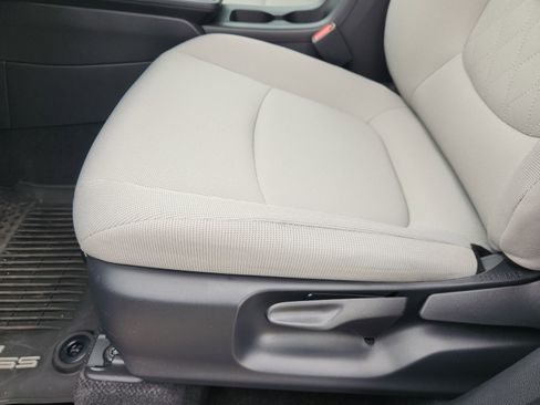 Used 2026 Toyota Corolla Cross LE w/ Moonroof Package FWD image 29