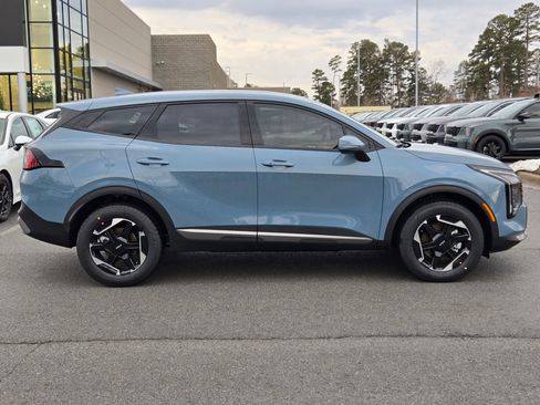 New 2026 Kia Sportage S image 8