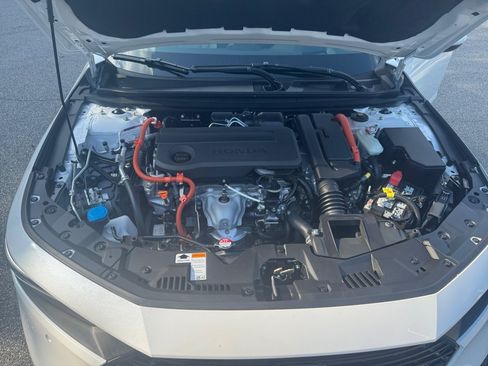 Used 2024 Honda Accord Touring image 16