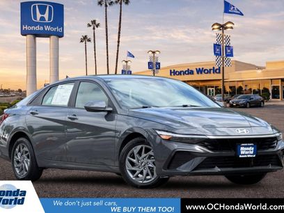 Used 2024 Hyundai Elantra Blue