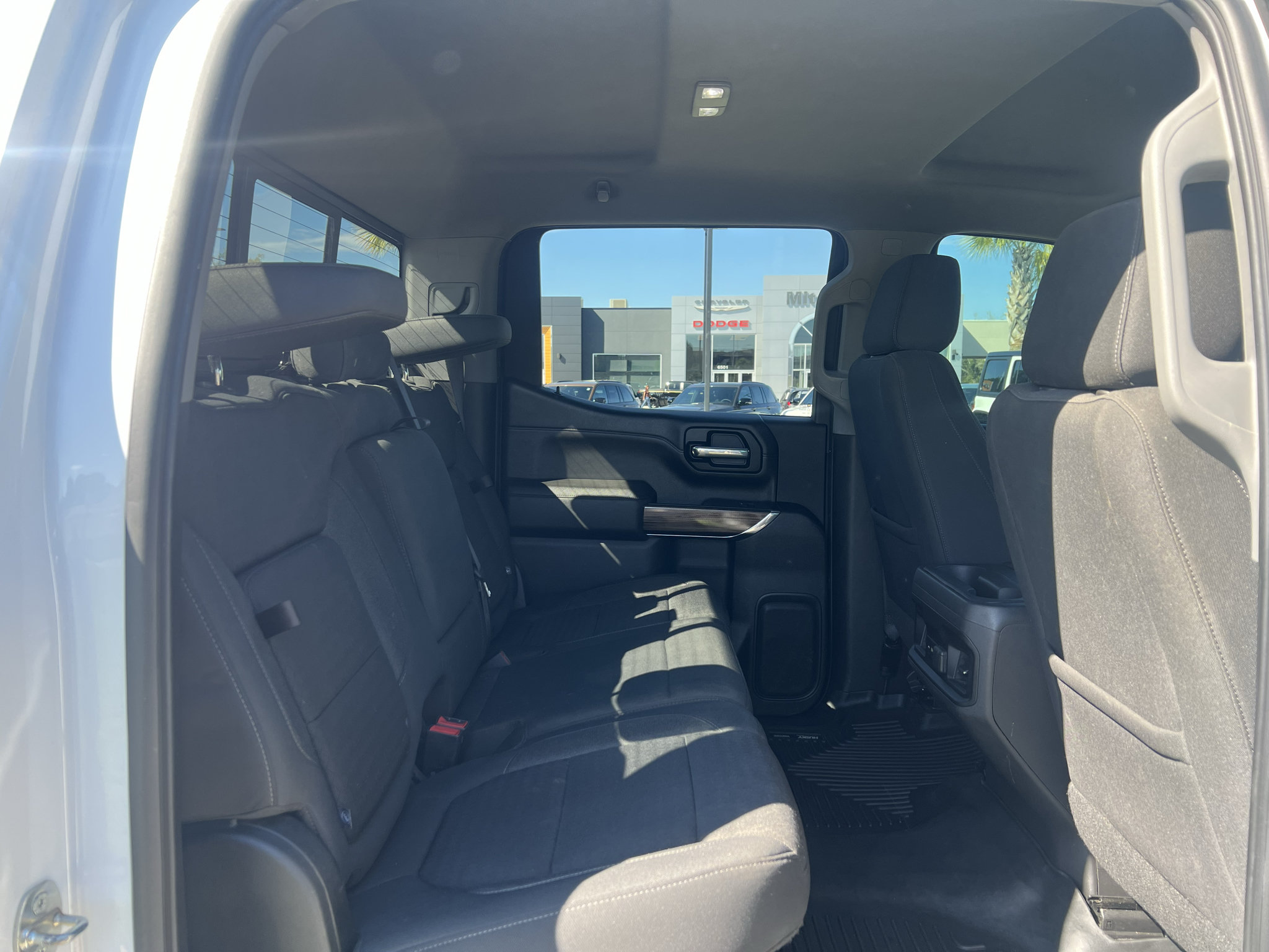 Used 2021 Chevrolet Silverado 1500 LT Trail Boss w/ Convenience Package II AWD/4WD image 11