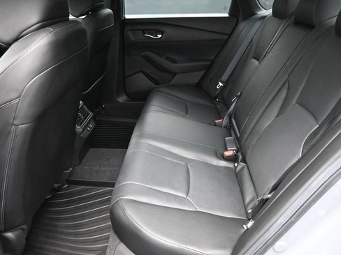 Used 2025 Honda Accord Sport image 10