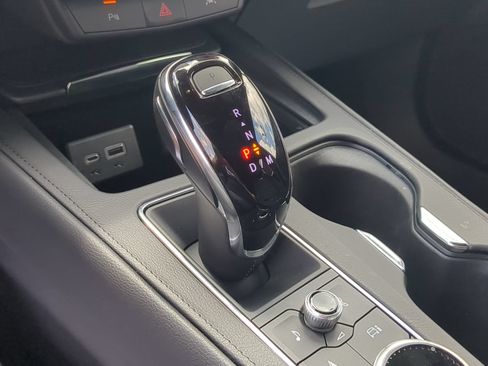 Certified 2024 Cadillac XT4 Premium Luxury FWD image 15