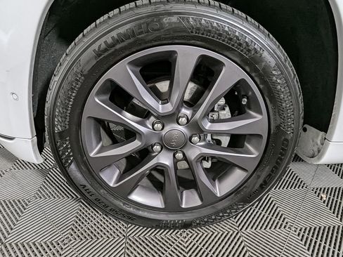 Used 2019 Jeep Grand Cherokee High Altitude image 54