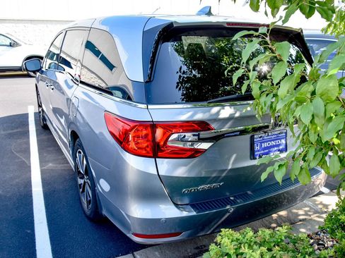 Used 2019 Honda Odyssey Elite image 17