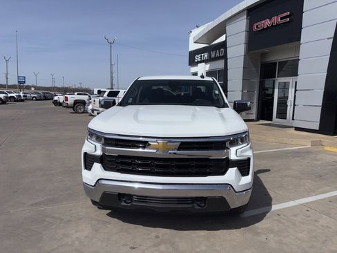 Used 2025 Chevrolet Silverado 1500 LT image 11