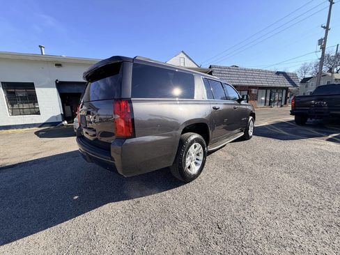 Used 2015 Chevrolet Suburban LT image 45