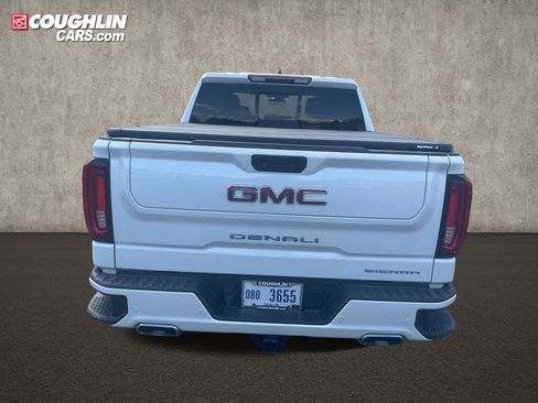 Used 2022 GMC Sierra 1500 Denali w/ Driver Alert Package II AWD/4WD image 5