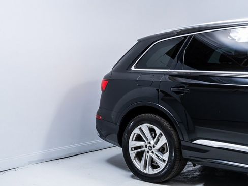 Used 2022 Audi Q7 3.0T Premium Plus w/ Premium Plus Package image 11
