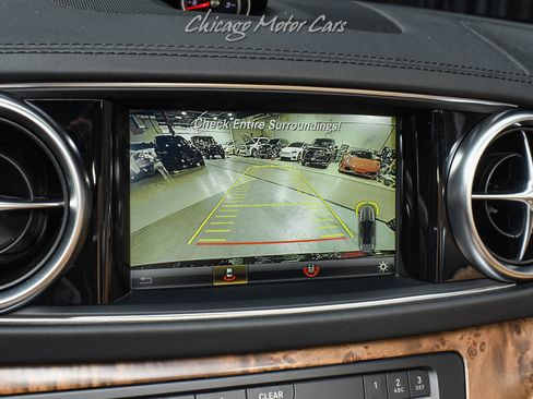 Used 2019 Mercedes-Benz SL 550 image 15