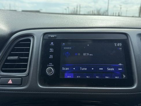 Used 2021 Honda HR-V Sport image 16