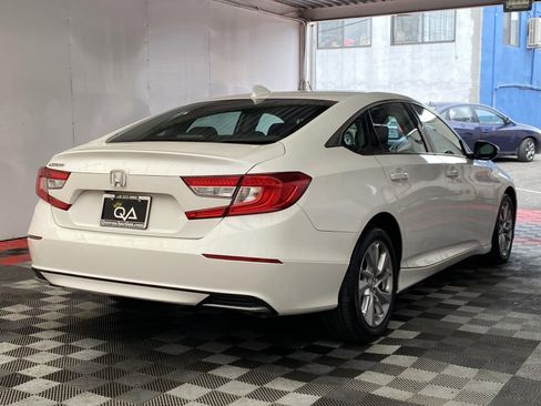Used 2018 Honda Accord LX image 6