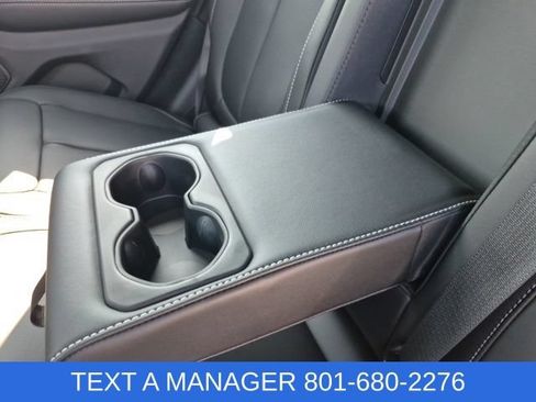 New 2026 Jeep Grand Cherokee Limited w/ Luxury Tech Group II AWD/4WD image 17