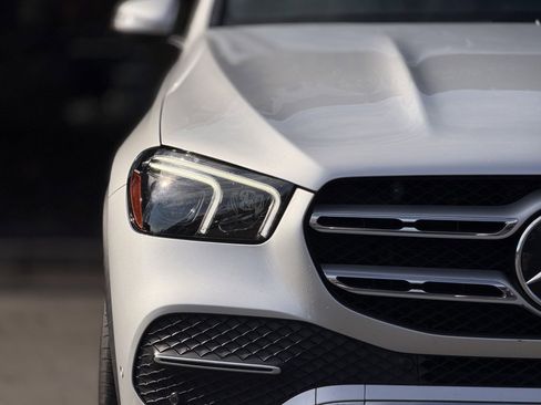 Used 2020 Mercedes-Benz GLE 350 image 4