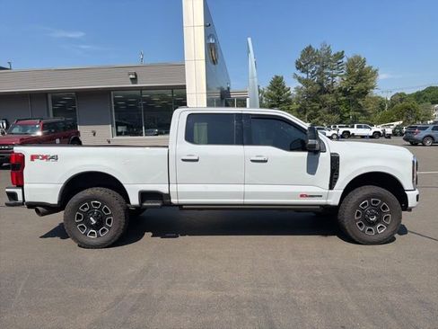 Used 2025 Ford F350 Platinum AWD/4WD image 10