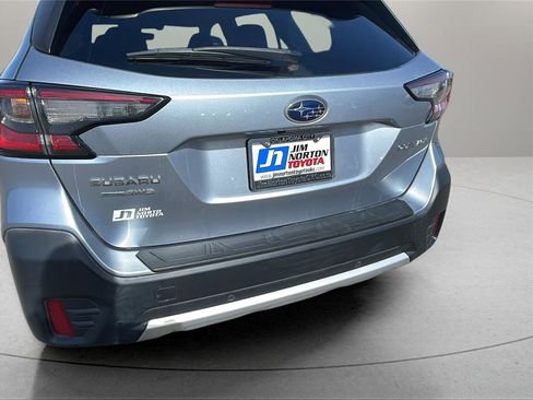 Used 2020 Subaru Outback Limited w/ Popular Package #2 image 12