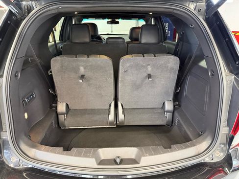 Used 2015 Ford Explorer Limited w/ Equipment Group 302A FWD image 13