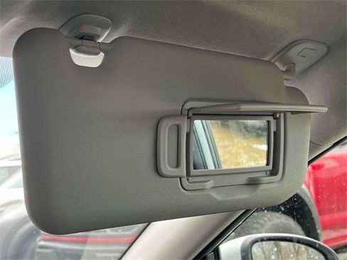 Used 2020 Nissan Sentra SV image 29