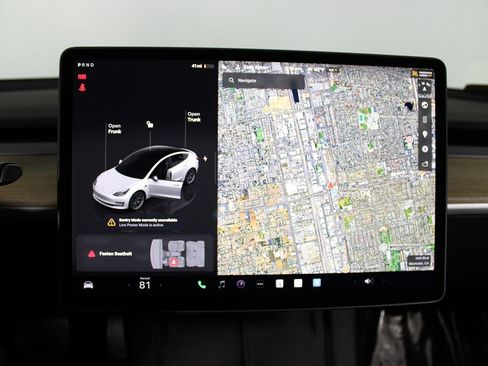 Used 2023 Tesla Model 3 Standard Range image 10