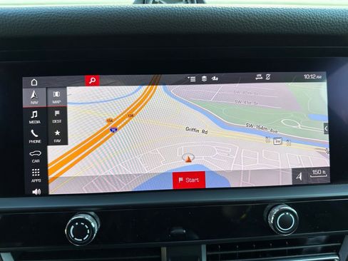 Used 2023 Porsche Macan S image 32