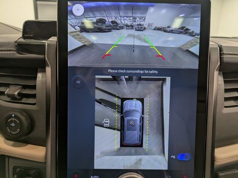 Used 2022 Ford Expedition Max Platinum image 13