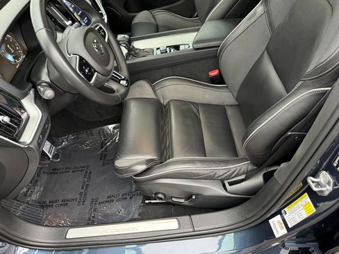 Used 2019 Volvo S60 T5 R-Design FWD image 17