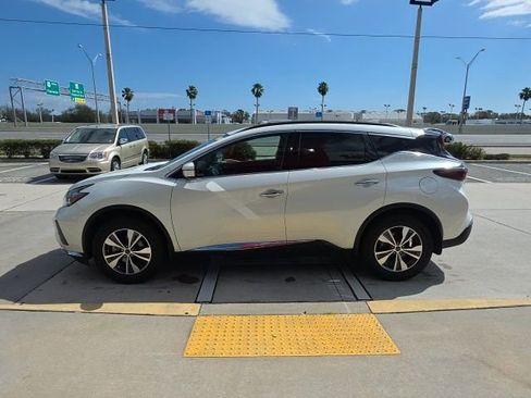 Used 2023 Nissan Murano SV image 7
