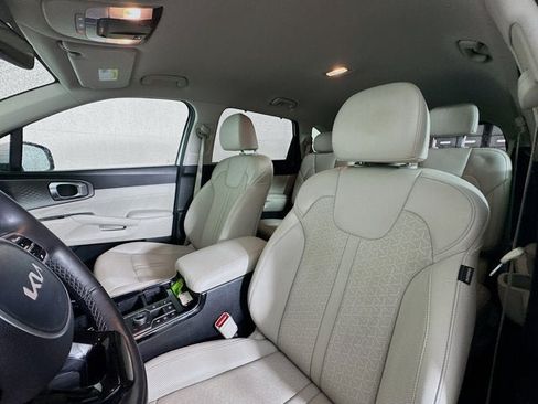 Certified 2023 Kia Sorento SX Prestige AWD/4WD image 22