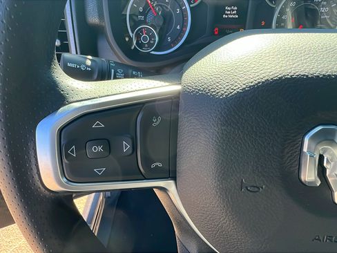 Used 2026 RAM 2500 Tradesman AWD/4WD image 23