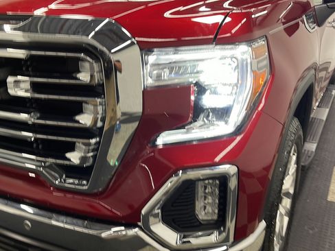Used 2019 GMC Sierra 1500 SLT w/ SLT Premium Plus Package AWD/4WD image 24