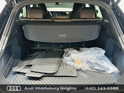 Certified 2025 Audi Q5 Premium w/ Premium Plus AWD/4WD image 31