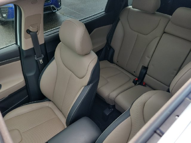 Used 2023 Hyundai Santa Fe Limited AWD/4WD image 35
