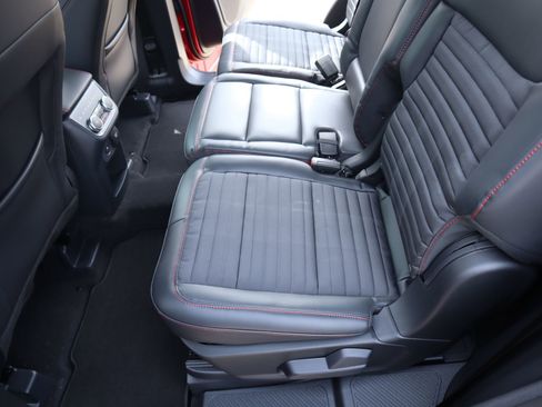 New 2026 Ford Explorer ST-Line w/ ST-Line Street Pack AWD/4WD image 12