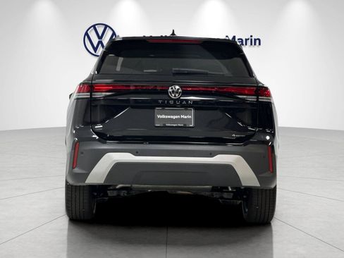 New 2026 Volkswagen Tiguan S AWD/4WD image 4