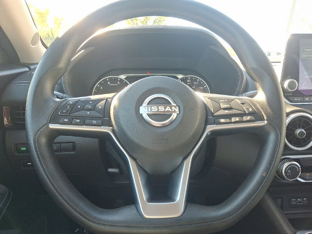Used 2025 Nissan Sentra SV FWD image 19