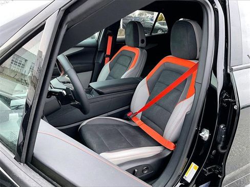 New 2026 Chevrolet Blazer EV SS image 9