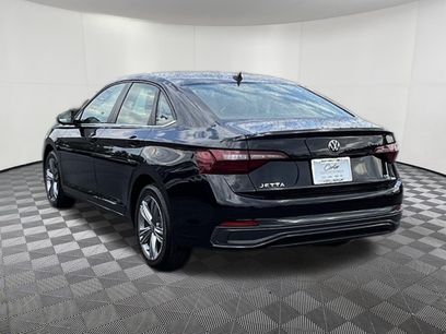 Used 2024 Volkswagen Jetta SE