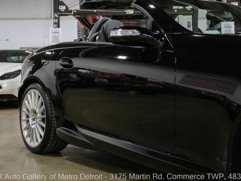 Used 2005 Mercedes-Benz SLK 55 AMG image 25