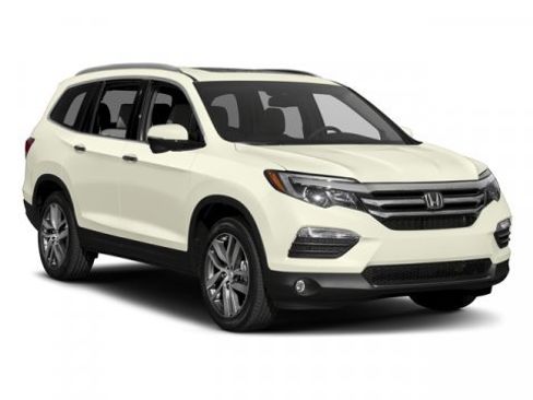 Used 2017 Honda Pilot Touring image 6