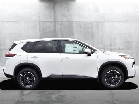 New 2026 Nissan Rogue SV image 5