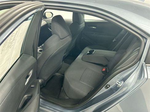 Used 2022 Toyota Corolla SE image 19