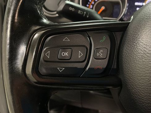 Used 2022 Jeep Gladiator Sport AWD/4WD image 11