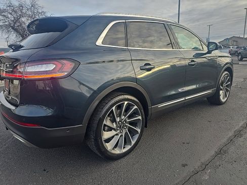 Used 2022 Lincoln Nautilus Reserve w/ Equipment Group 202A image 3