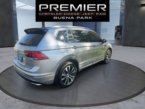 Used 2020 Volkswagen Tiguan SEL Premium R-Line AWD/4WD image 8