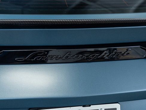 Used 2020 Lamborghini Urus image 29