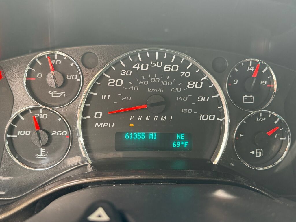 Used 2019 GMC Savana 2500 w/ Enhanced Convenience Package RWD image 23