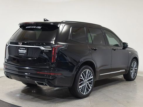 Used 2024 Cadillac XT6 Sport w/ Technology Package AWD/4WD image 11