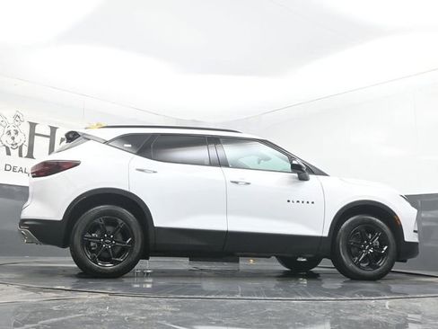 New 2025 Chevrolet Blazer LT w/ Midnight/Sport Edition image 31