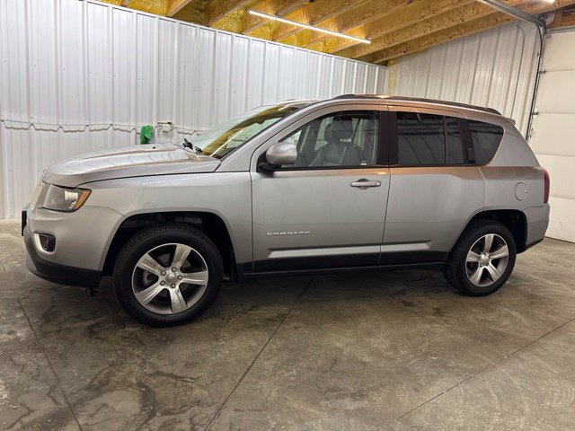 Used 2016 Jeep Compass High Altitude FWD image 4